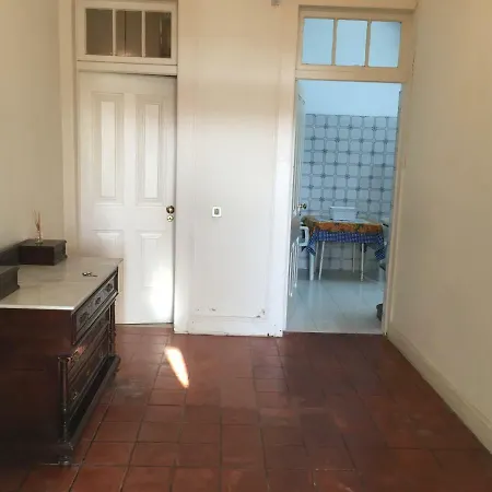 Funchal In Tourist Area With Ocean View Apartment *